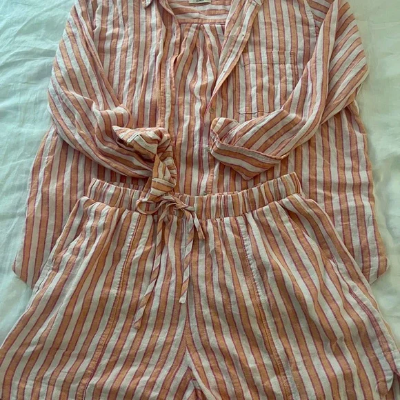 Universal Thread Matching Linen Striped Button Down Top & Shorts Set SZ: Medium - Picture 4 of 5